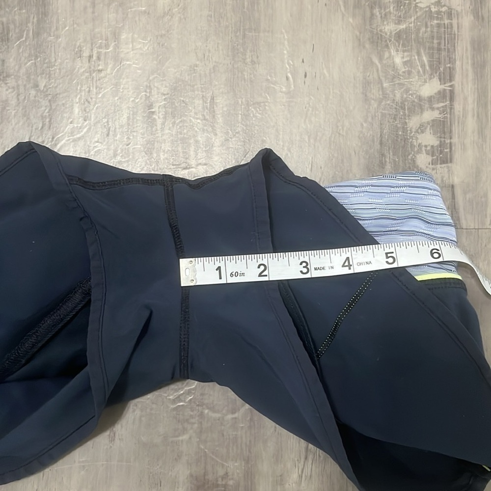 Lululemon Extra Mile Reflective Dots Navy Leggings Size 4 - Picture 10 of 10